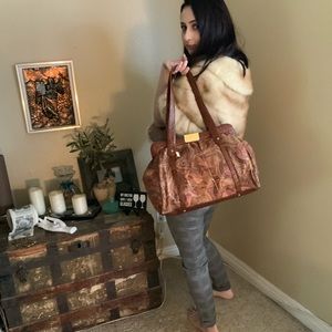 👛🎀💗NEW WITHOUT TAG PERLINA HANDBAG 💗🎀👛